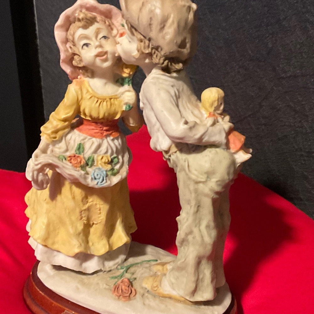 Charming Vintage Couple Figurine - Picture 3 of 7